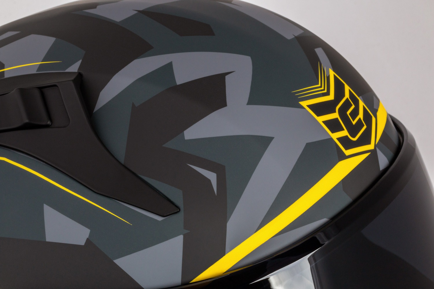 helmet Aero ATCK, CASSIDA (grey camo/black/yellow fluo) 2025